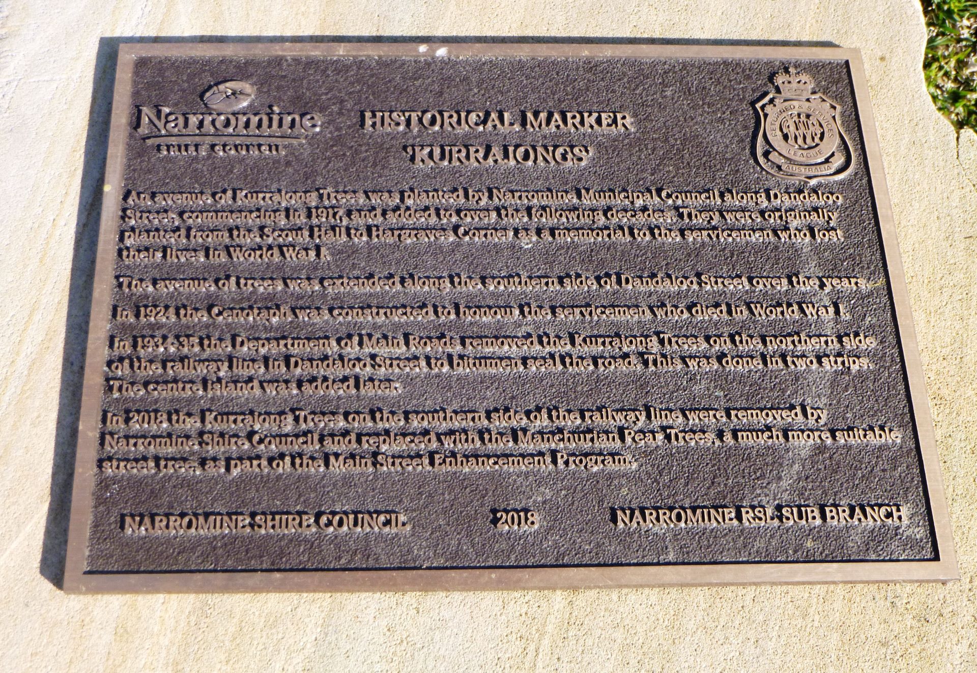 'Kurrajongs' Historical Marker, Narromine photo 1