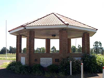 Branxton First and Second World Wars Memorial Rotunda photo 1