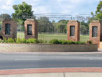 Byron Bay War Memorial Gates and Memorial Park photo 1