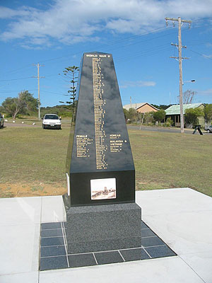 Catherine Hill Bay War Memorial photo 1