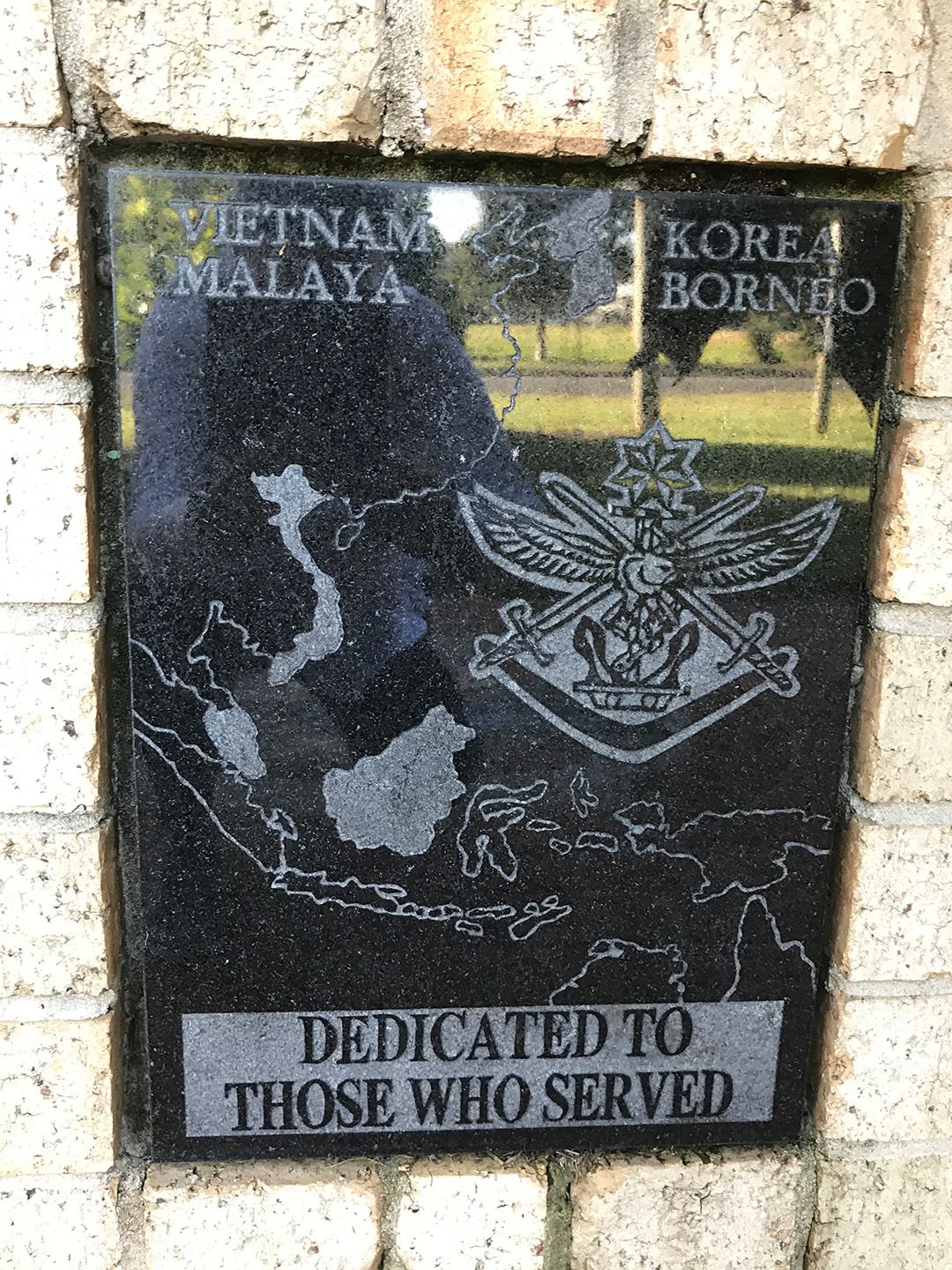 Coffs Harbour Veterans Park War Memorial photo 1