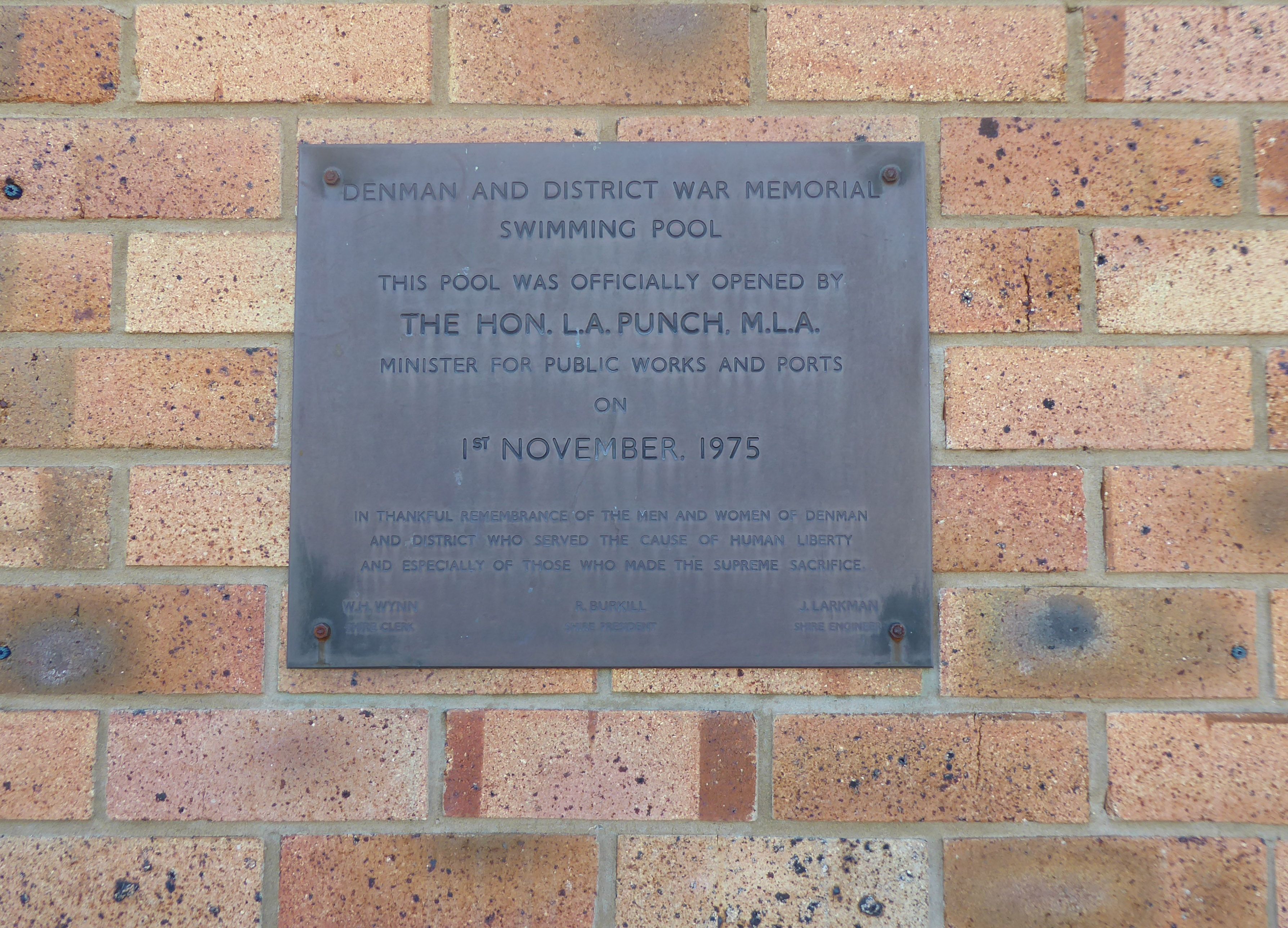 Denman and District War Memorial Swimming Pool photo 1