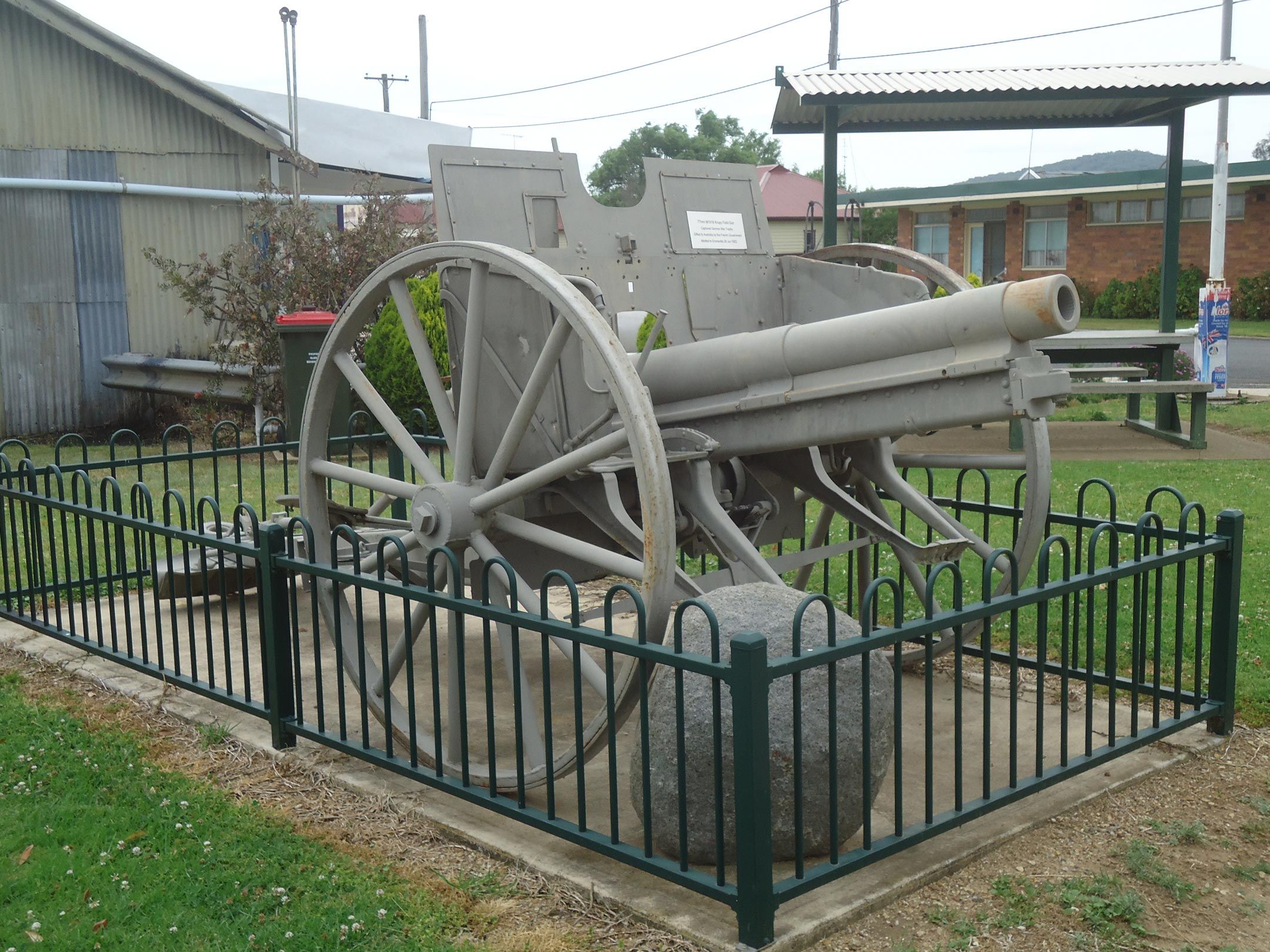 Emmaville First World War Field Gun photo 1