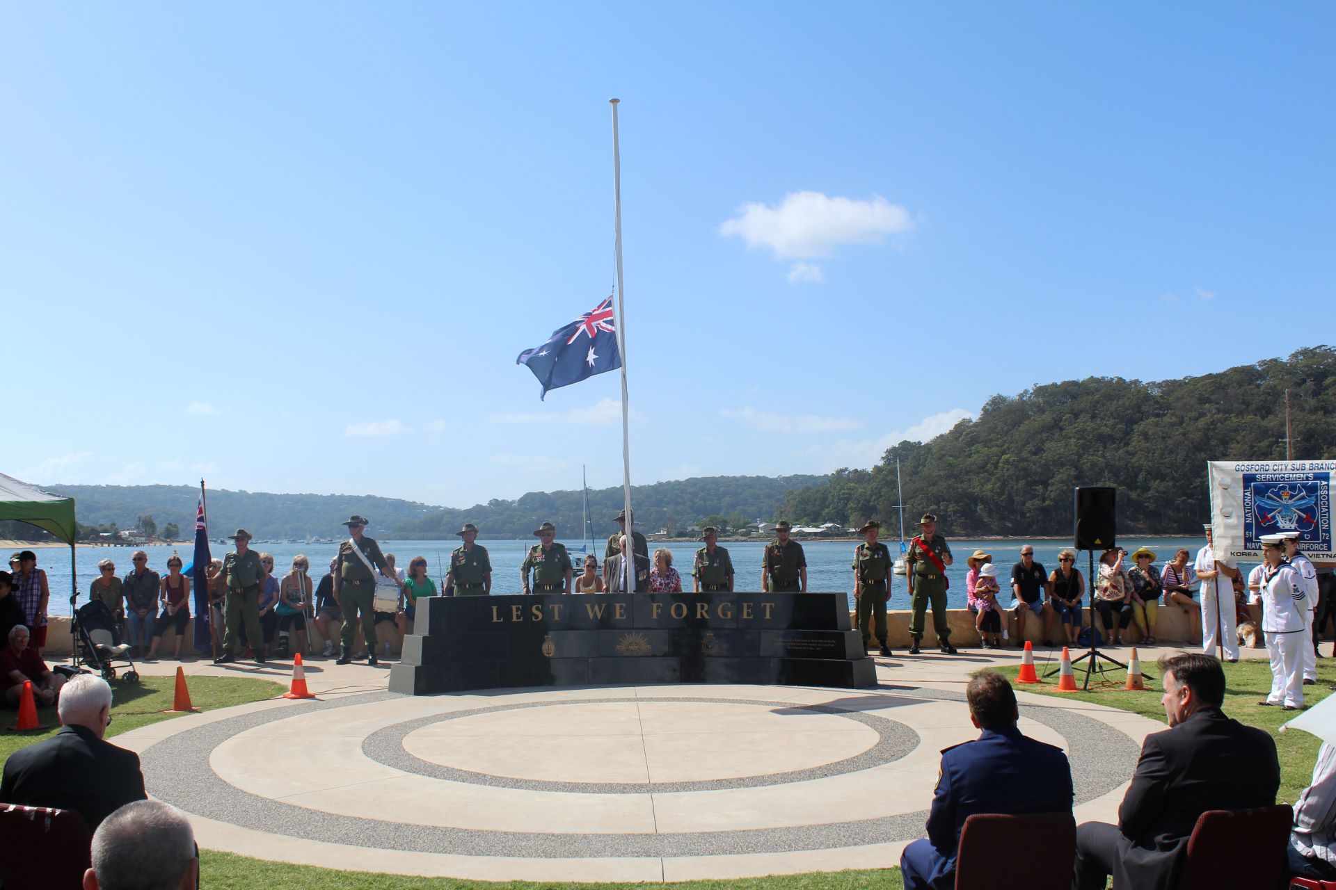 Ettalong Beach Vietnam Veterans' Memorial photo 1