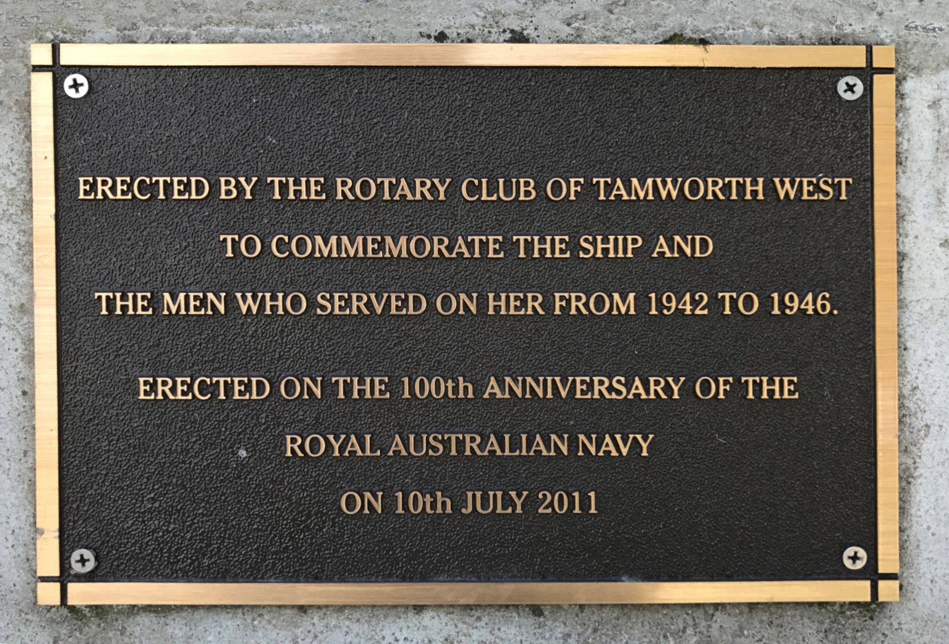 HMAS Tamworth Memorial photo 1