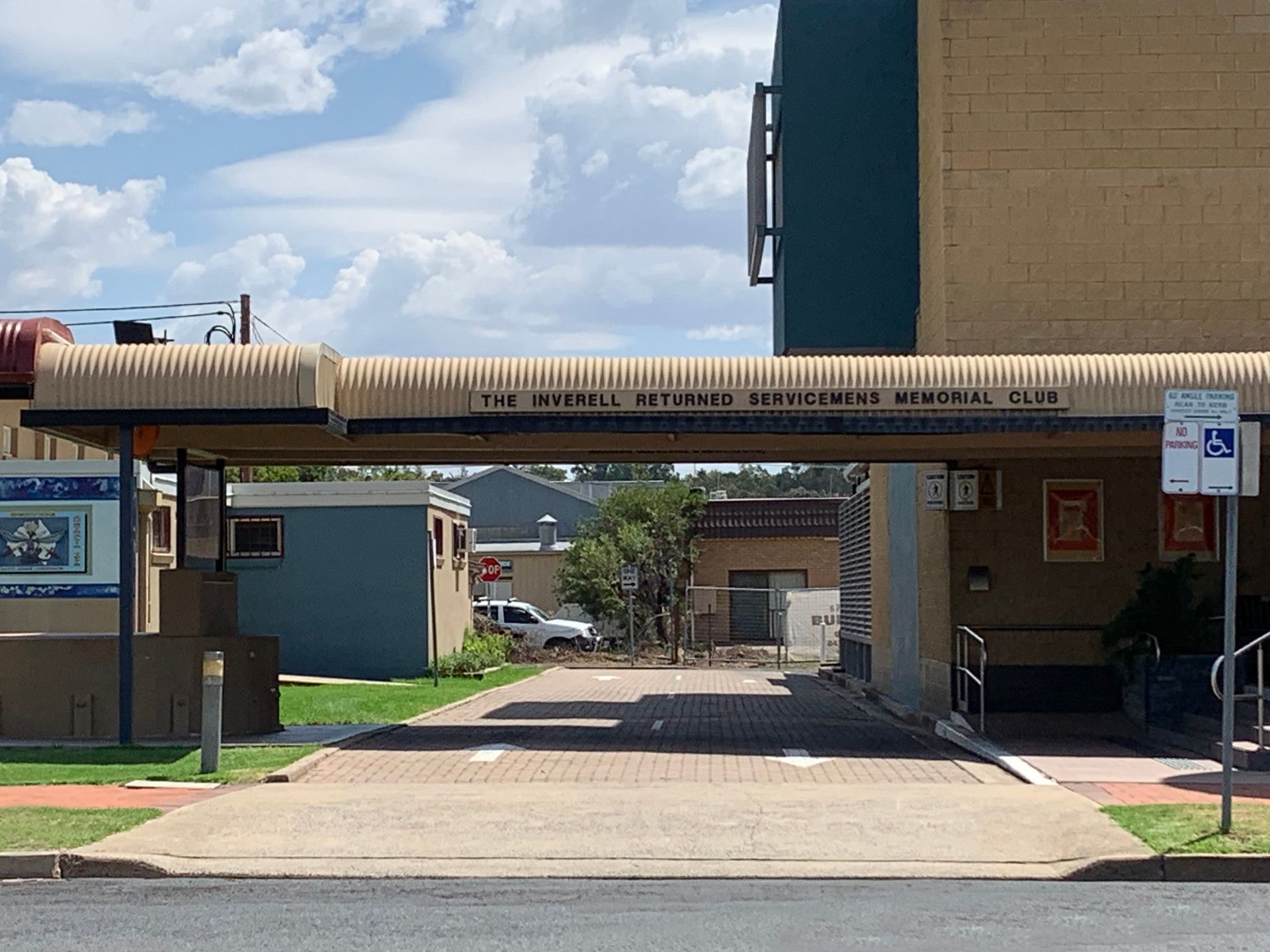 Inverell Returned Servicemen's Memorial Club photo 1