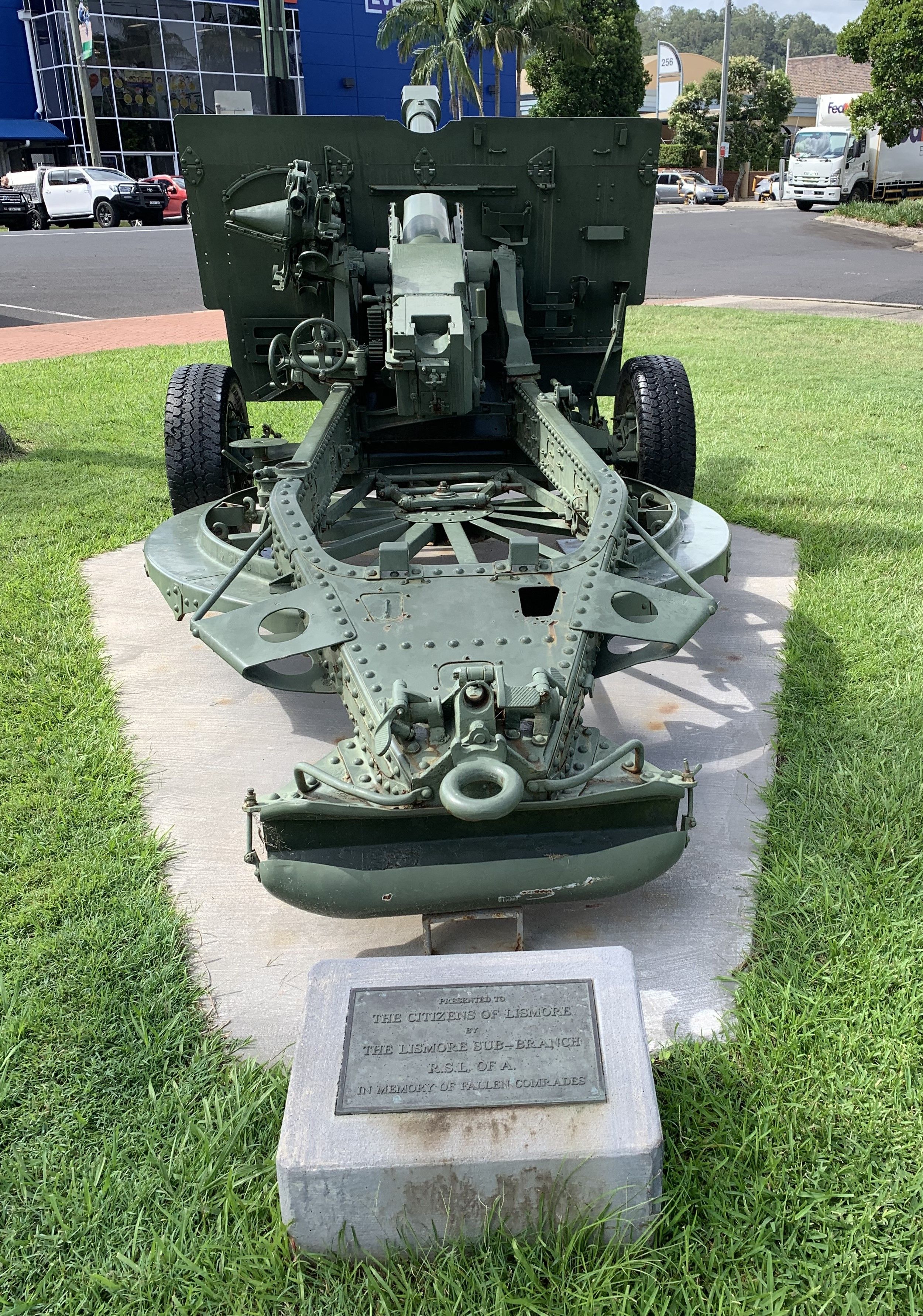 Lismore 25-Pounder Field Gun photo 1