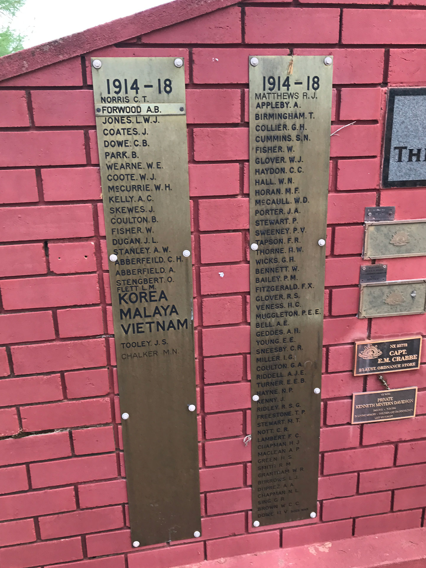 Manilla General Cemetery Wall of Remembrance photo 1