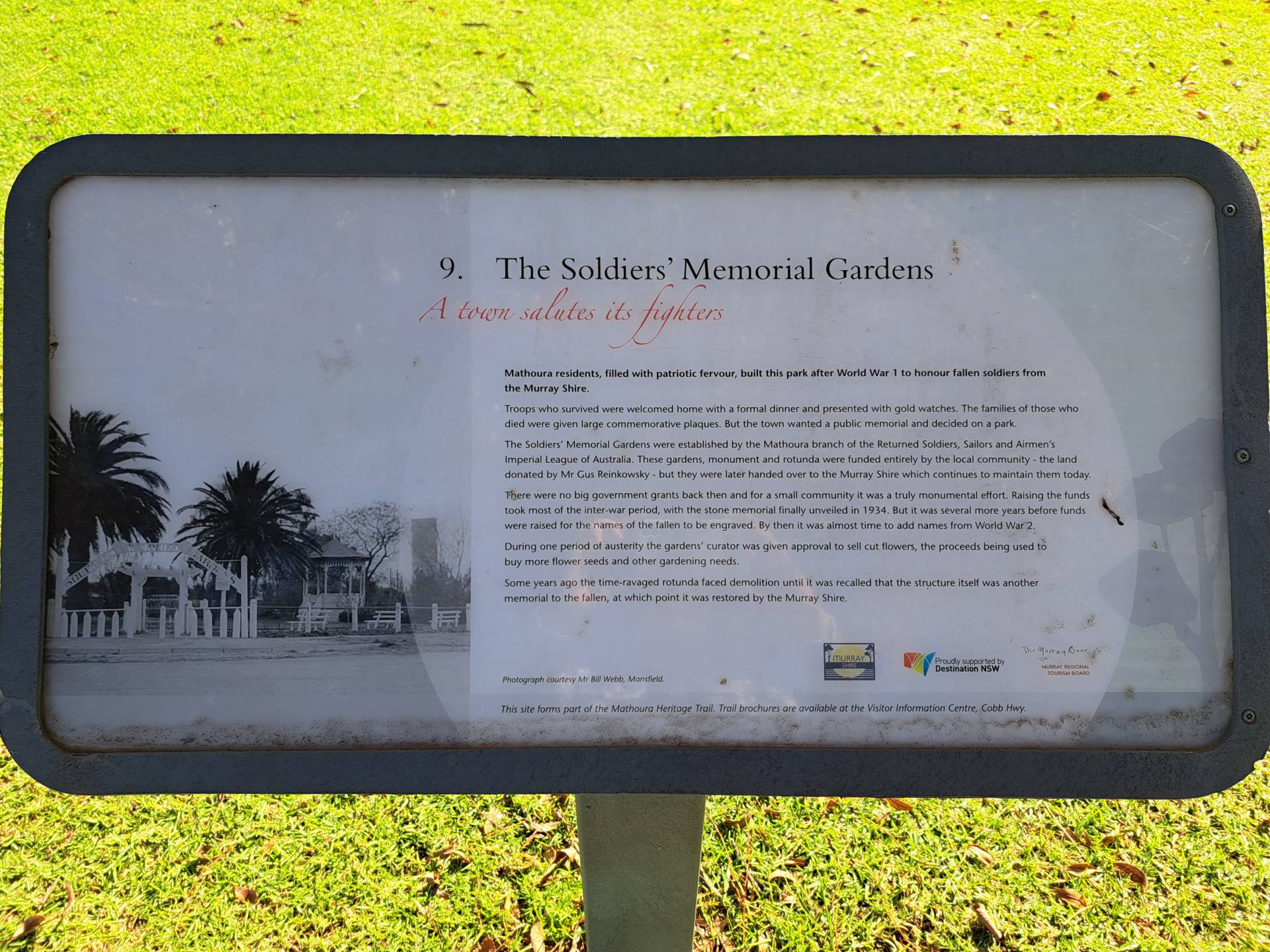 Mathoura Soldiers' Memorial Gardens photo 1