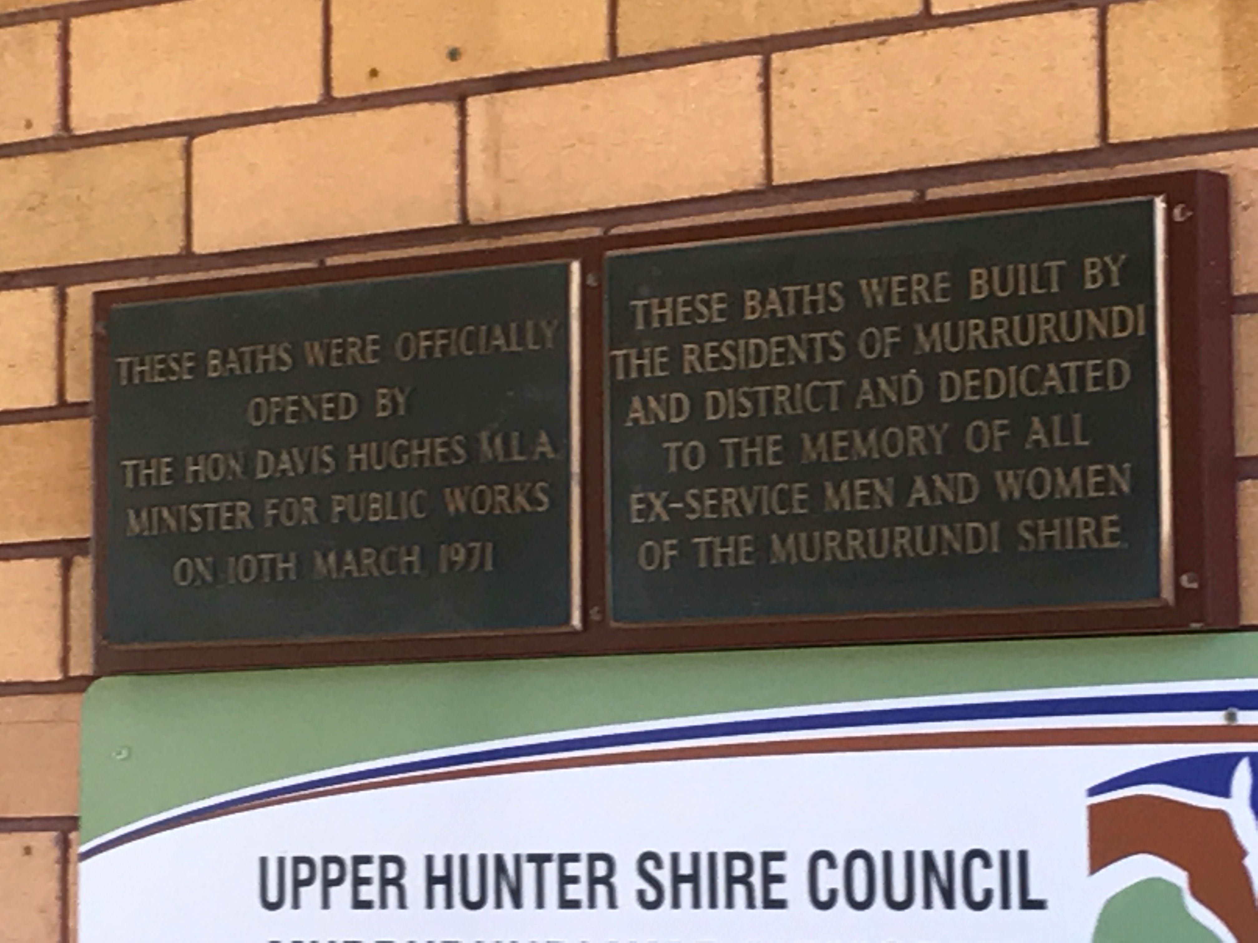 Murrurundi and District War Memorial Pool photo 1