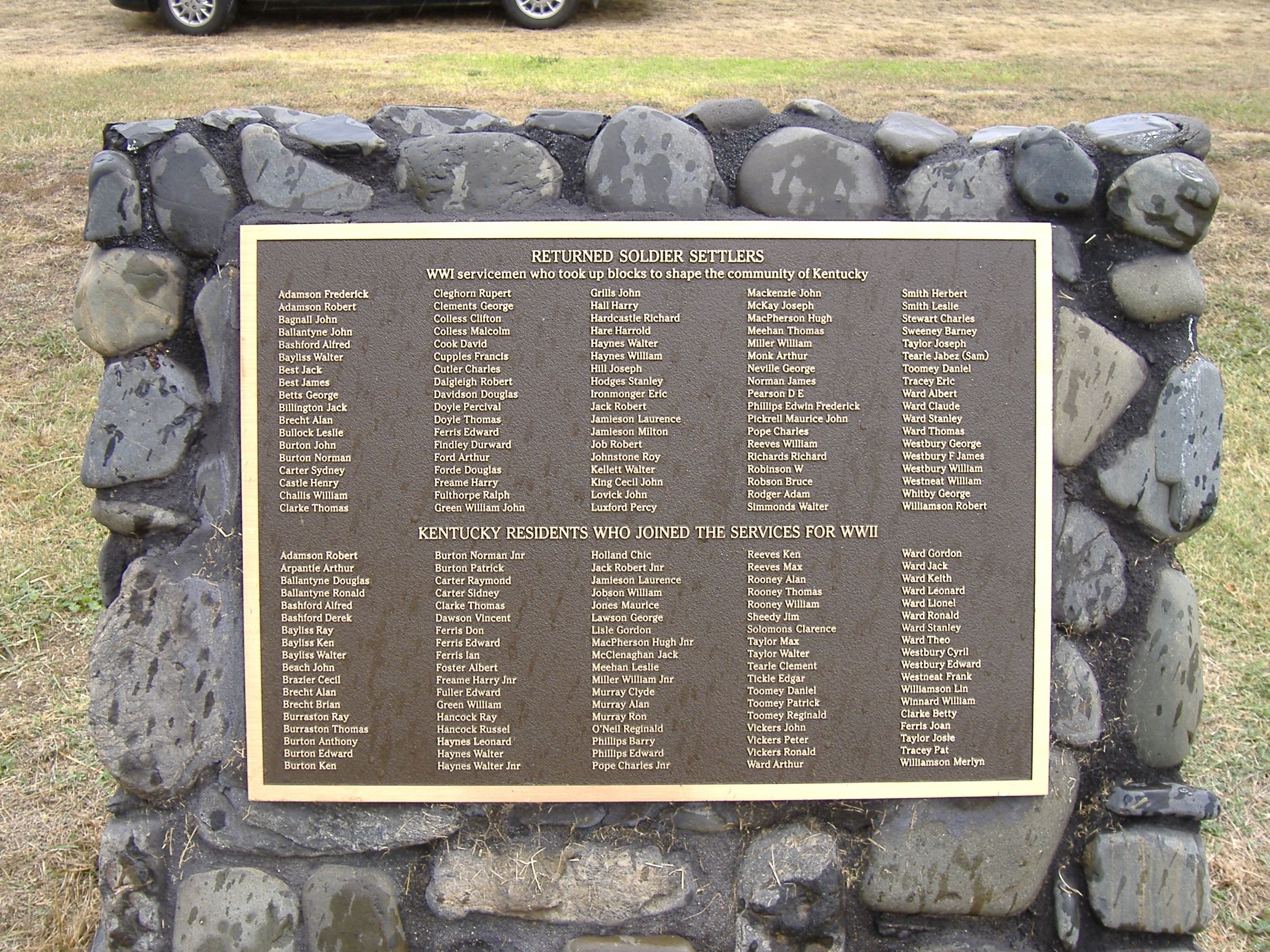 Noalimba Memorial Avenue photo 1