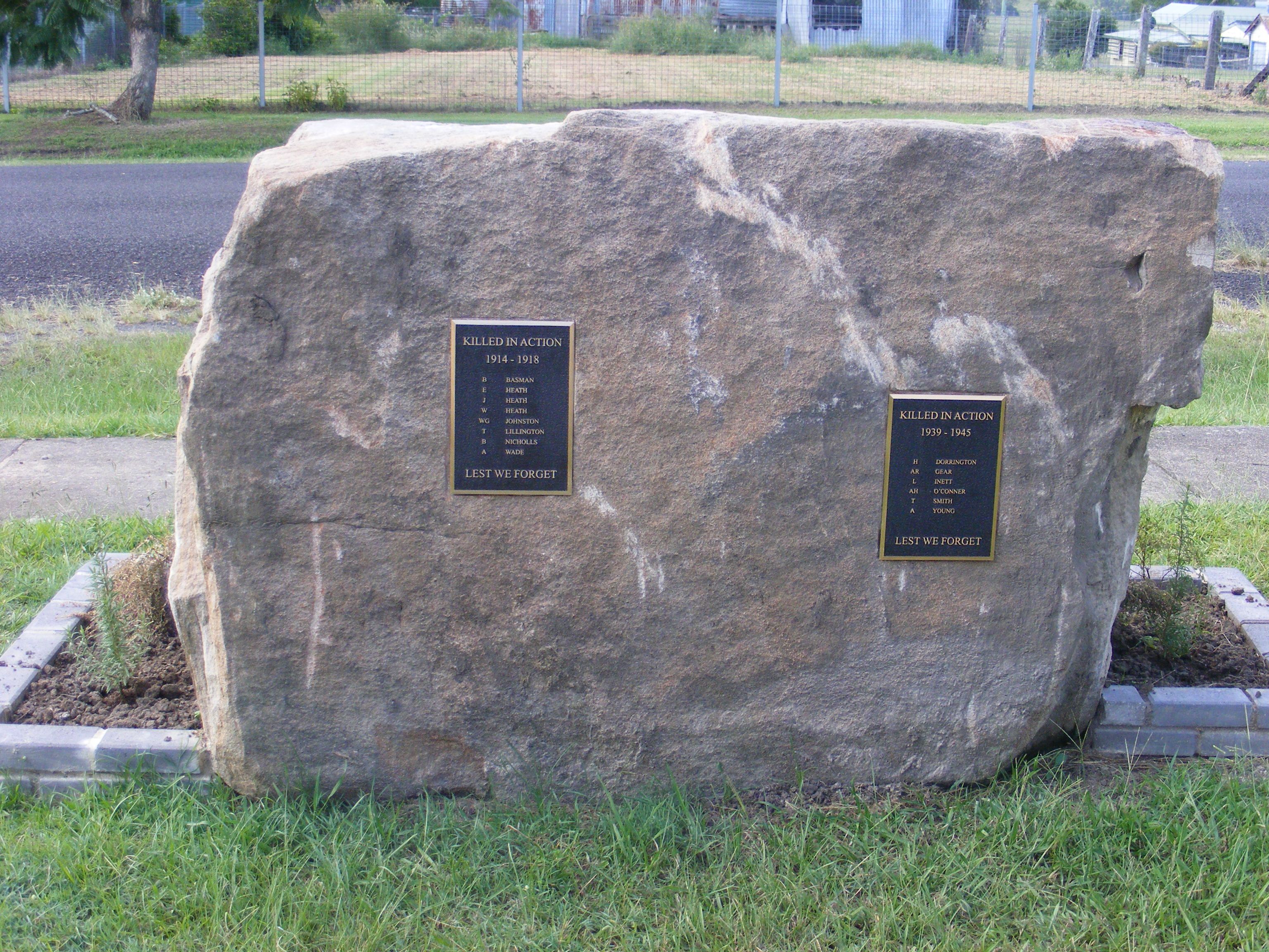 Old Bonalbo Soldiers Memorial Hall and Memorial photo 1