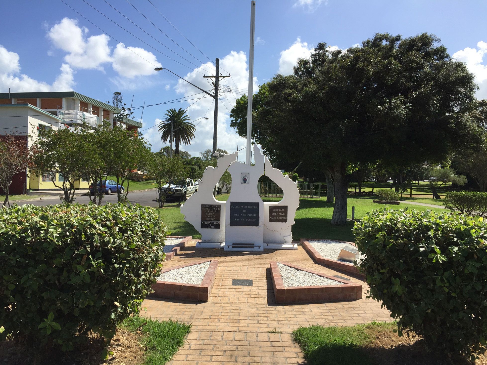 Riverside Memorial Park and War Memorial, Evans Head photo 1