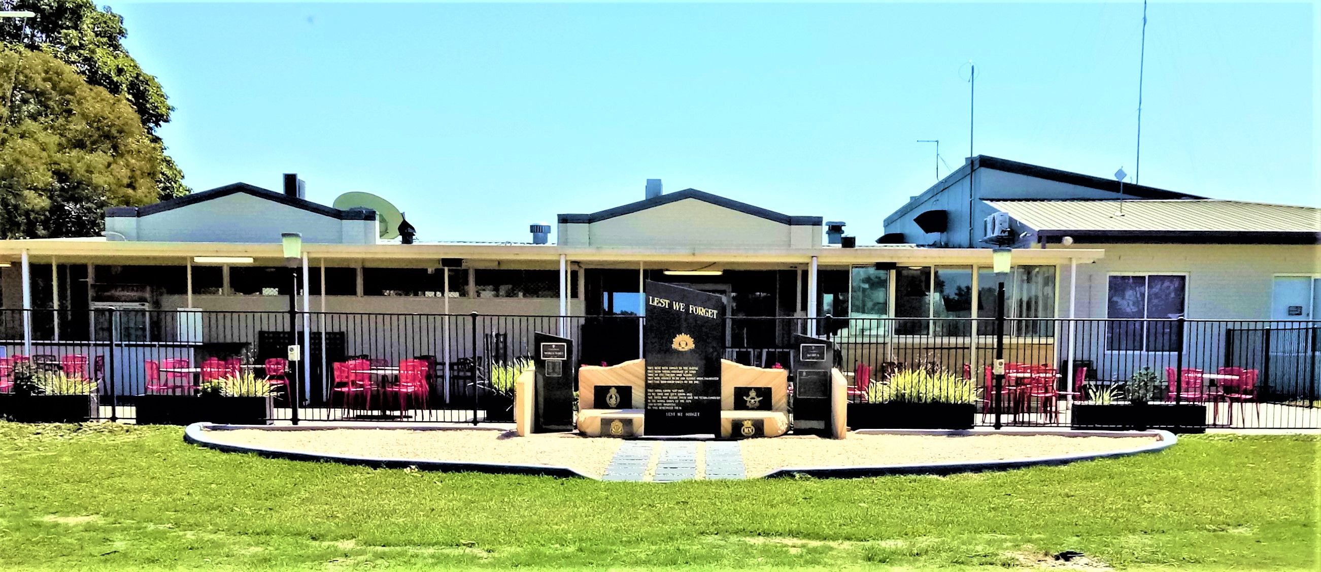 Tilligerry RSL War Memorial photo 1