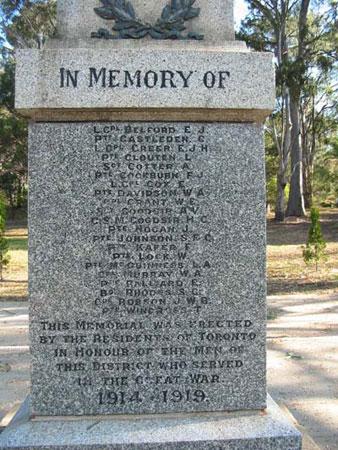 Toronto War Memorial photo 1
