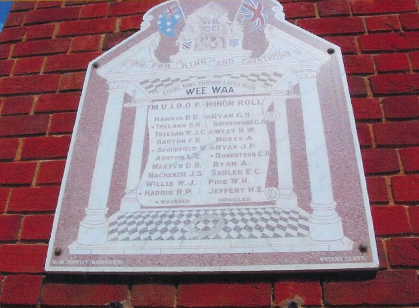 Wee Waa Memorial Clock Tower and M.U.I.O.O.F. First World War Honor Roll photo 1