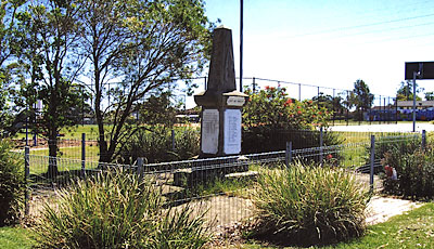 Woodberry-Tarro War Memorial photo 1